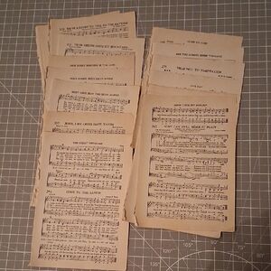 Crafting Sheet Music 50 Pages